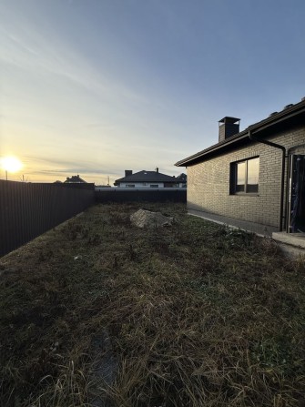 Продається квадрохаус в с. Боратин. - фото 1