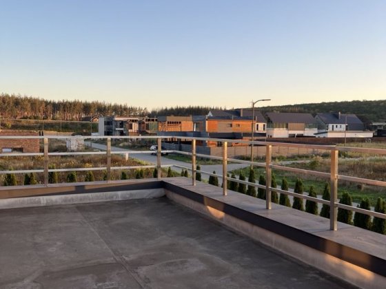 Продается элитный коттедж в закрытом комплексе на Алексеевке.(Rlver Pa Червоний Бір