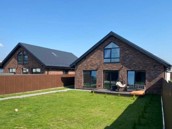 Дуплекс з Баварської кладки на 110 м2. 4,5 сот. Відділ продажу. Обухівка