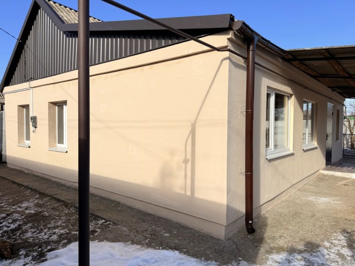 Продам будинок в центрі Підгородного !!! - фото 1