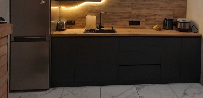 Продам дом Подгородное 2х эт - фото 1