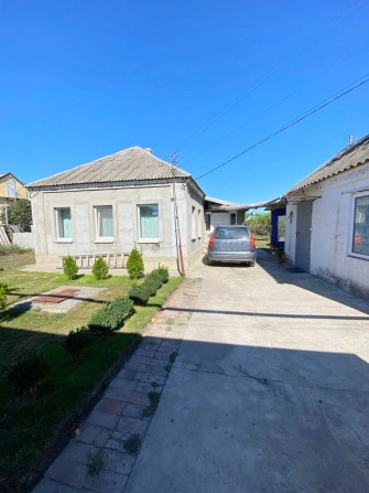 Продам будинок в центрі  Підгородного 9 соток  Газ - фото 1