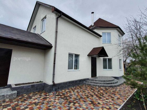 Продаж сучасного будинку, гараж на два авто, асфальтований підїзд Підгородне