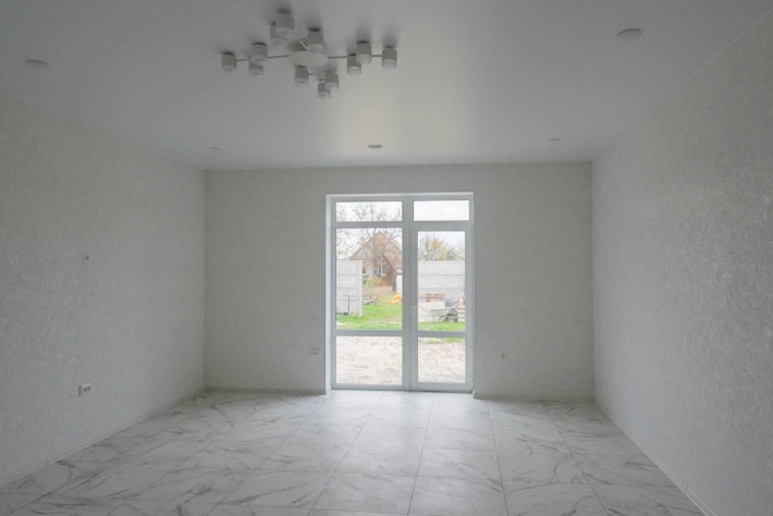 Продам новый дом в Подгороднем, 3 спальни с евроремонтом, еОселя - фото 1