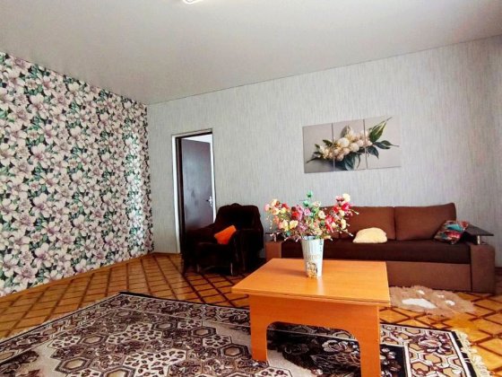 Продам пол дома с своим двором  Подгороднее Підгородне