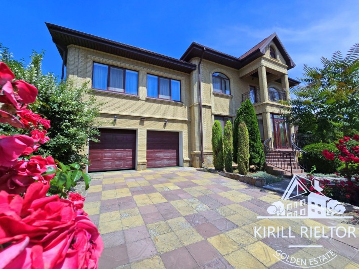 Продается дом с бомбоубежищем в городке "Золотые "Ключи" - фото 1