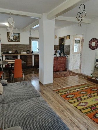 Продаётся добротный дом в Обуховке свежий ремонт - фото 1