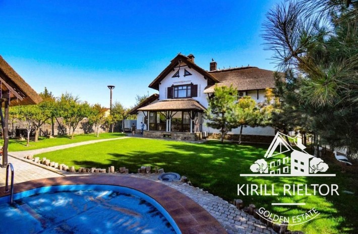 В городке "Золотые Ключи" продается дом в этническом стиле - фото 1