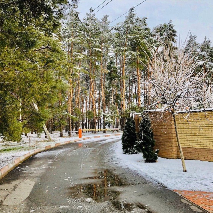 Продаётся дом в начале Обуховки улица Заречная возле леса - фото 1