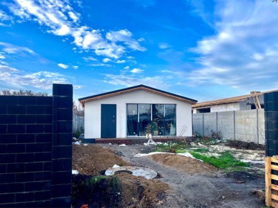 Продам дом Подгородное  Новострой Підгородне