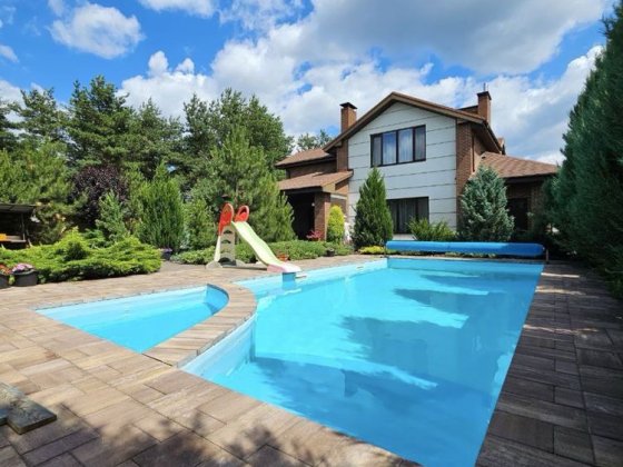 Продам дом в Обуховке раен ул. Некрасова Обухівка