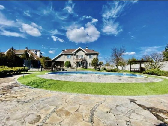 Продам дом в Обуховке раен ул. Некрасова Обухівка