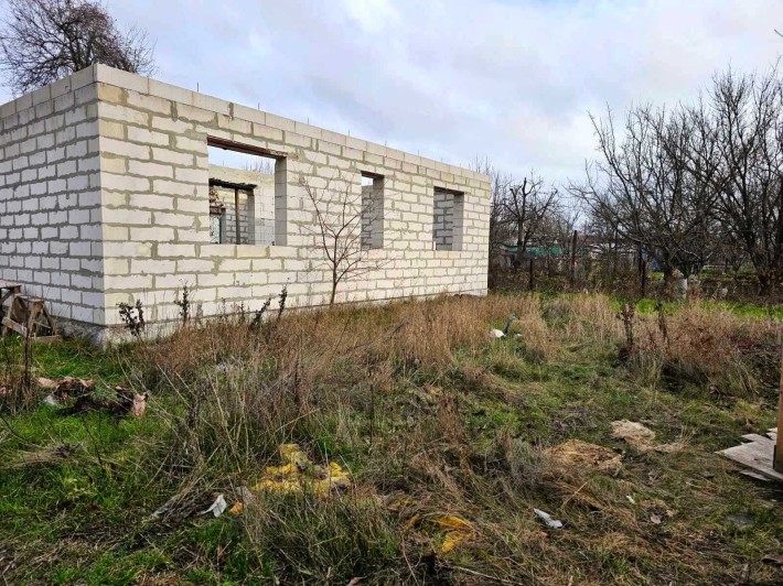 Продаж недобуд із земельною ділянкою в Підгородному - фото 1