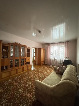 Продам будинок з ремонтом у Синельникове 2 - фото 1