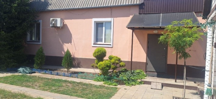 Продам гарний будинок у Підгородному - фото 1