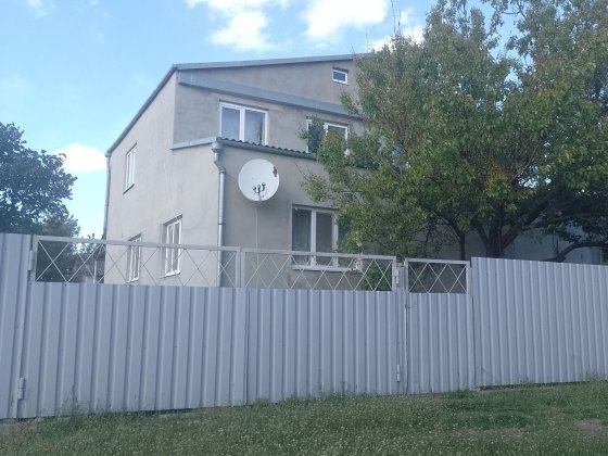 Продам будинок для великої родини. Вольногорск