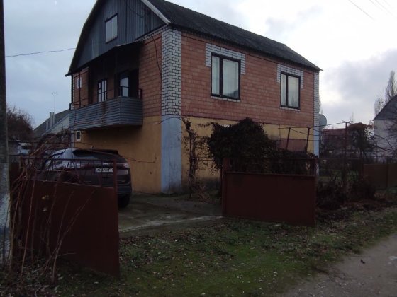 Добротный  большой дом Верхнеднепровс Верхньодніпровськ