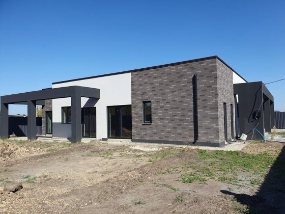 Продам дом под отделку Новоалександровка ,Солнечный берег Новоолександрівка