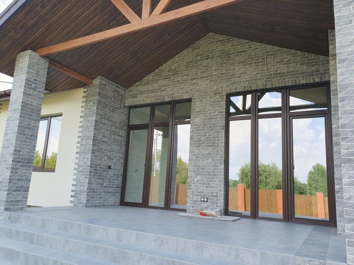 Продам дом с ремонтом  Новоалександровка - фото 1