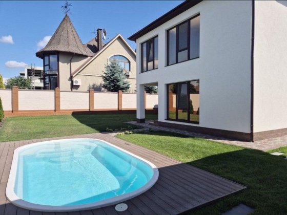 Продаётся дом в Новоалександровке район заправки ОККО улица Крайняя