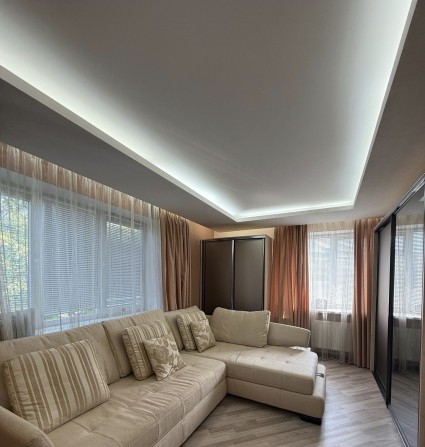 Продам дом с бассейном Новоалександровка - фото 1