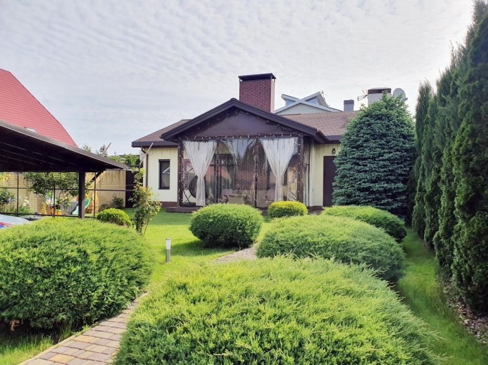 Продам дом с ремонтом Новоалександровка - фото 1