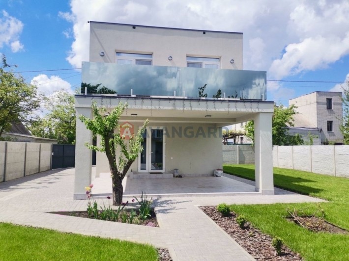 Продам 2-х эт. дом 80 м2 в Новосёловке Новомосковский р-н - фото 1