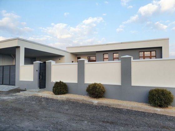 Продаётся новый современный дом ХАЙ ТЕК в Новоалександровке