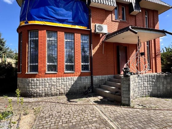 Продам шикарный двухэтажный дом в Новосёловке Новоселівка