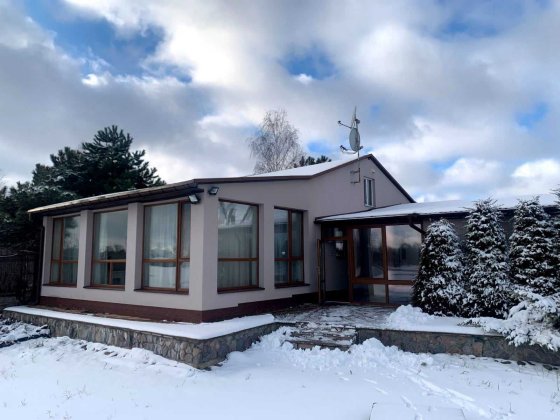 Продам дом в Новоселице "Лебединый плес"   свой пляж Новоселівка