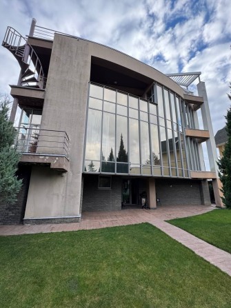 Продам розкішний будинок у с. Новоселівка.Новомосковський район - фото 1