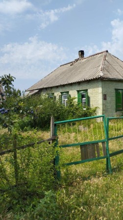 Продам Будиночок 60м2.Земельна ділянка 0.25га - фото 1