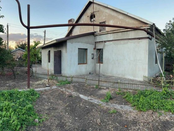 Продається будинок із земельною ділянкою Терноватый Кут