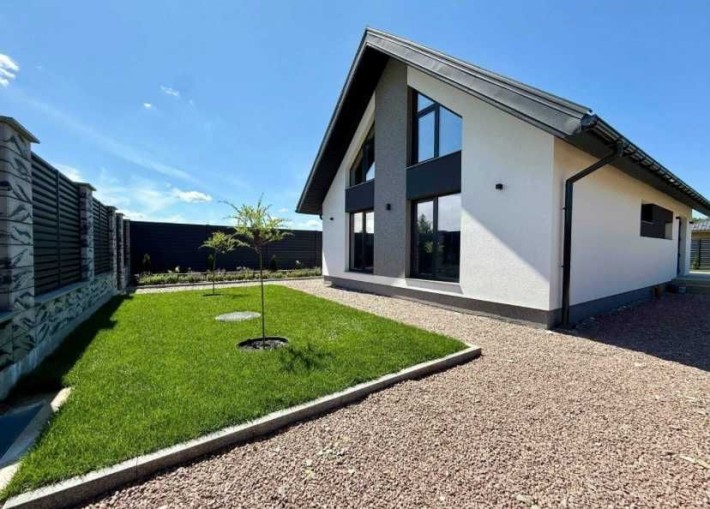 Будинок в Зарічанах без внутрішніх робіт - фото 1