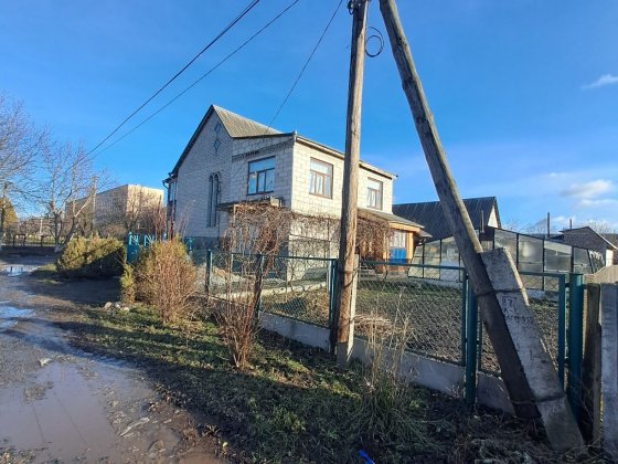 Продам двоповерховий  будинок