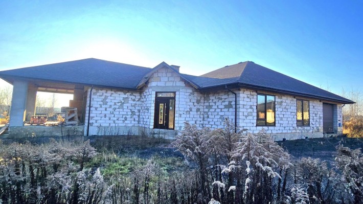 Продаж добротного будинку с.Дениші - фото 1