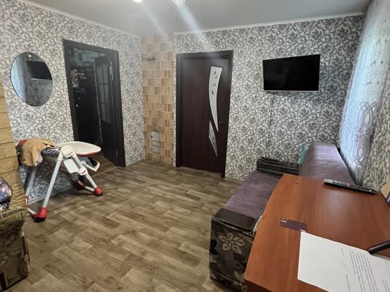 продам  будинок в центрі Хорошів