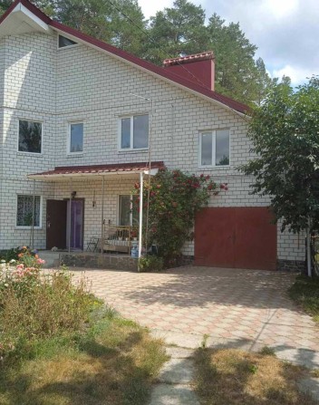 Продається просторий двоповерховий будинок,село Левків. - фото 1