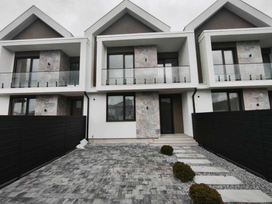 Продається котедж в престижному мік. Минай Код: 43339 Минай