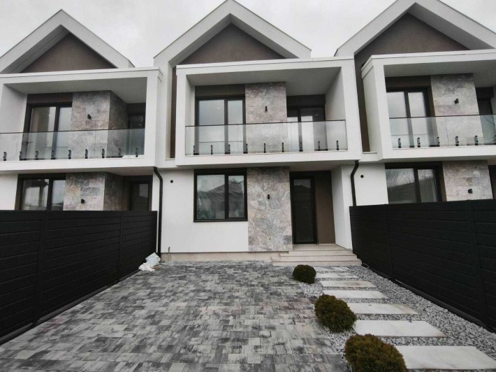 Продається котедж в престижному мік. Минай Код: 43339 - фото 1