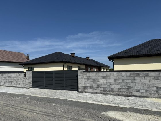 Продаж котеджу в Минаї Минай