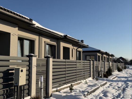 Продаж будинку типу Американки в хорошому районі Минай