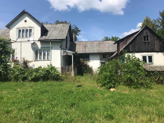 Продається будинок Тячев