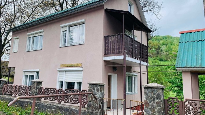 Оренда Продаж садиби в курортному місці Поляна Закарпатської області - фото 1