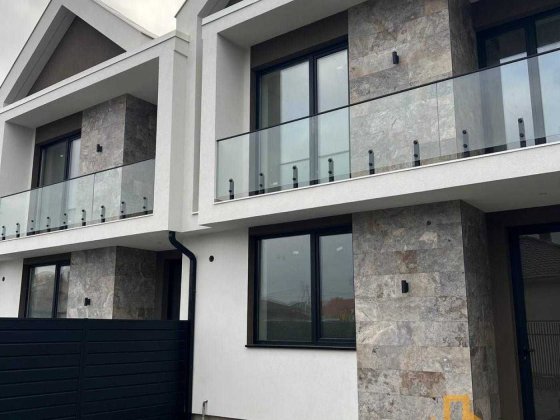 Продаж 3-кімнатного котеджу, Минай Минай