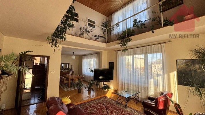 Продаж будинку у тихому передмісті м. Ужгород! - фото 1