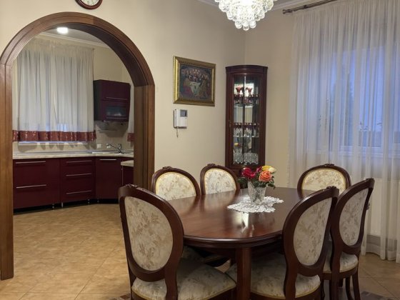 Продаж добротного будинку. Газове опалення Минай