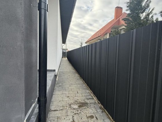 Будинок в с. Минай район стадіону Минай