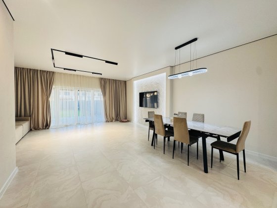 Продаж танхаусу/New Village/140м2/3.сотки Сторожница