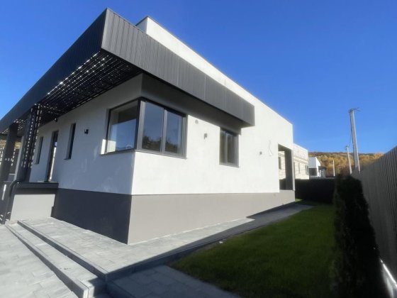 Червениця. Продається новий будинок типу “американка”.  200 000$ Сторожница